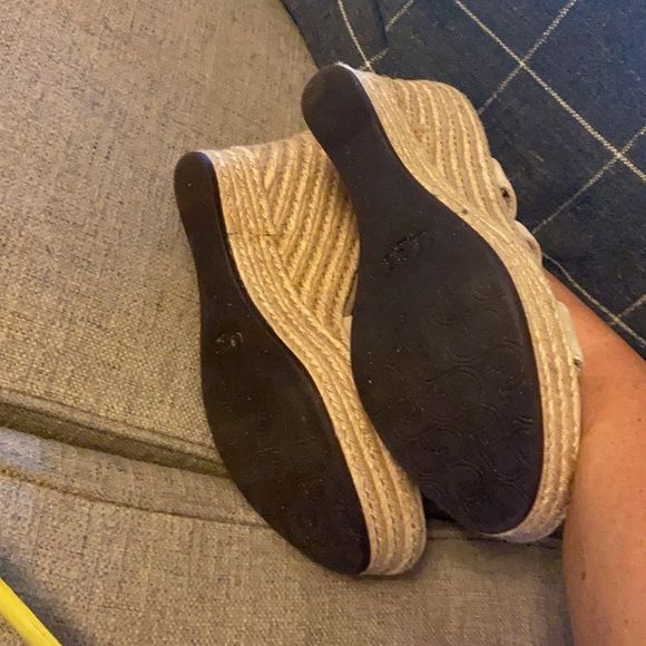 🎁 UGG wedge size 9 - Picture 7 of 8